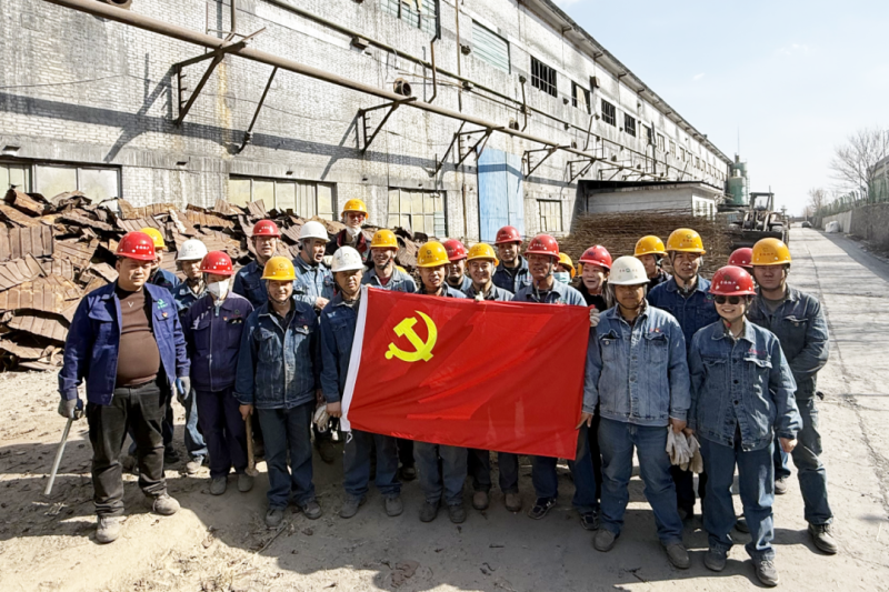 6732顶级游戏娱乐工投公司党委开展“修旧利废党员先行 降本增效争当先锋”主题党日活动