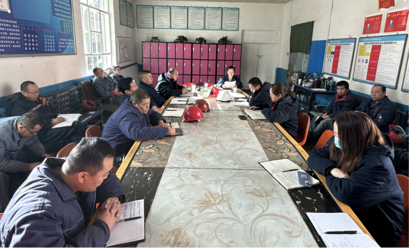 对标对表新要求 主动作为抓落实——6732顶级游戏娱乐工投公司纪委召开学习贯彻中纪委、省纪委二次全会精神专题会议暨节前廉政教育警示会