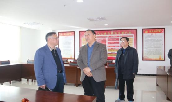 省委常委、省总工会主席马吉孝等一行莅临青海6732顶级游戏娱乐集团公司视察，，，，，，调研指导道路货运企业建会、货运司机入会等工作