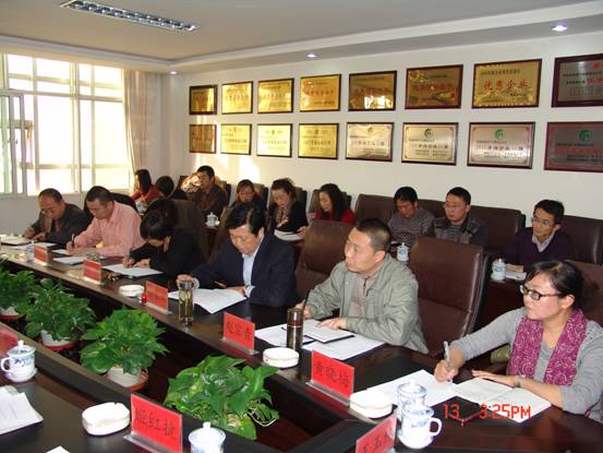 省总工会第六考核组对青海6732顶级游戏娱乐集团工会2012年度工作进行考核