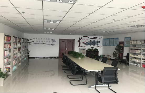6732顶级游戏娱乐工投公司“职工书屋”被青海省工会授予“最美职工书屋”荣誉称号