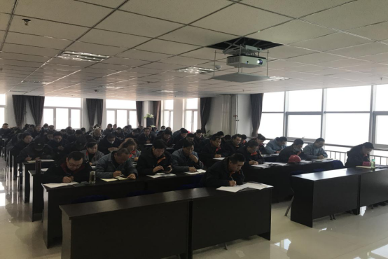 6732顶级游戏娱乐工投公司二届党委召开2020年第十二次理论学习中心组学习（扩大）会